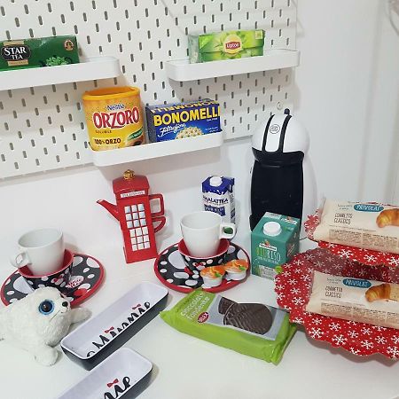 Small Bedroom Vomero'S Napoli Dış mekan fotoğraf