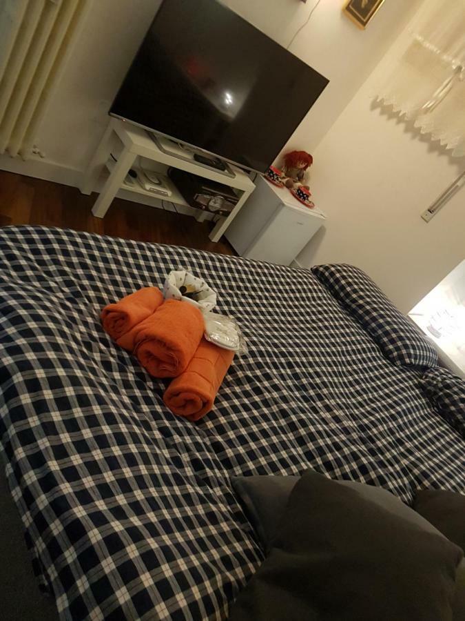 Small Bedroom Vomero'S Napoli Dış mekan fotoğraf