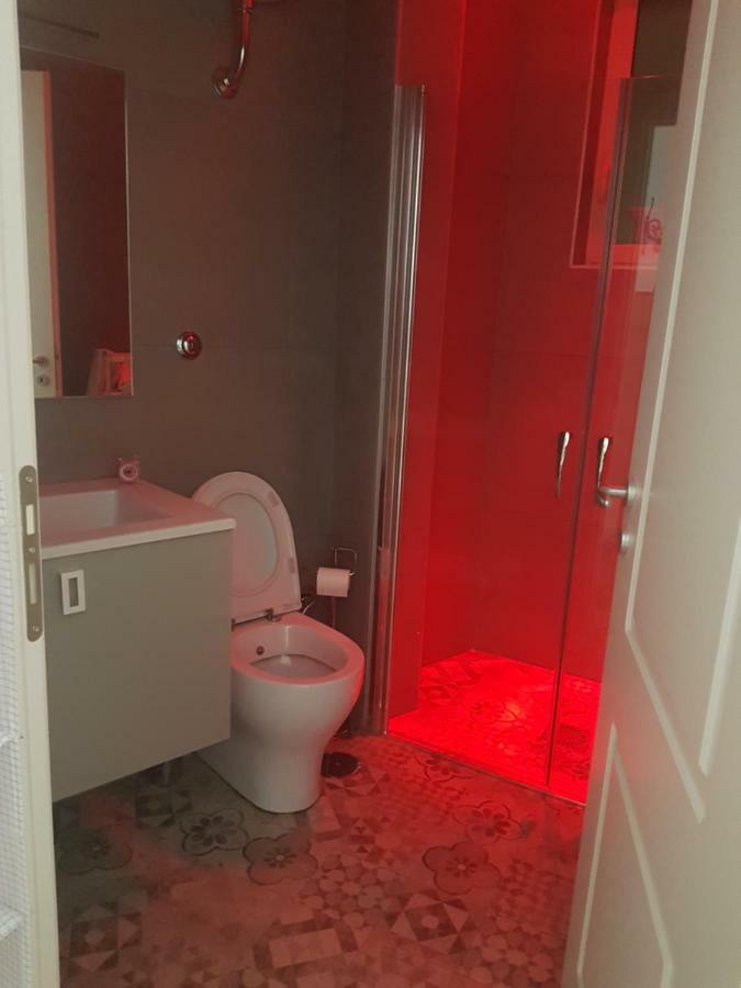 Small Bedroom Vomero'S Napoli Dış mekan fotoğraf