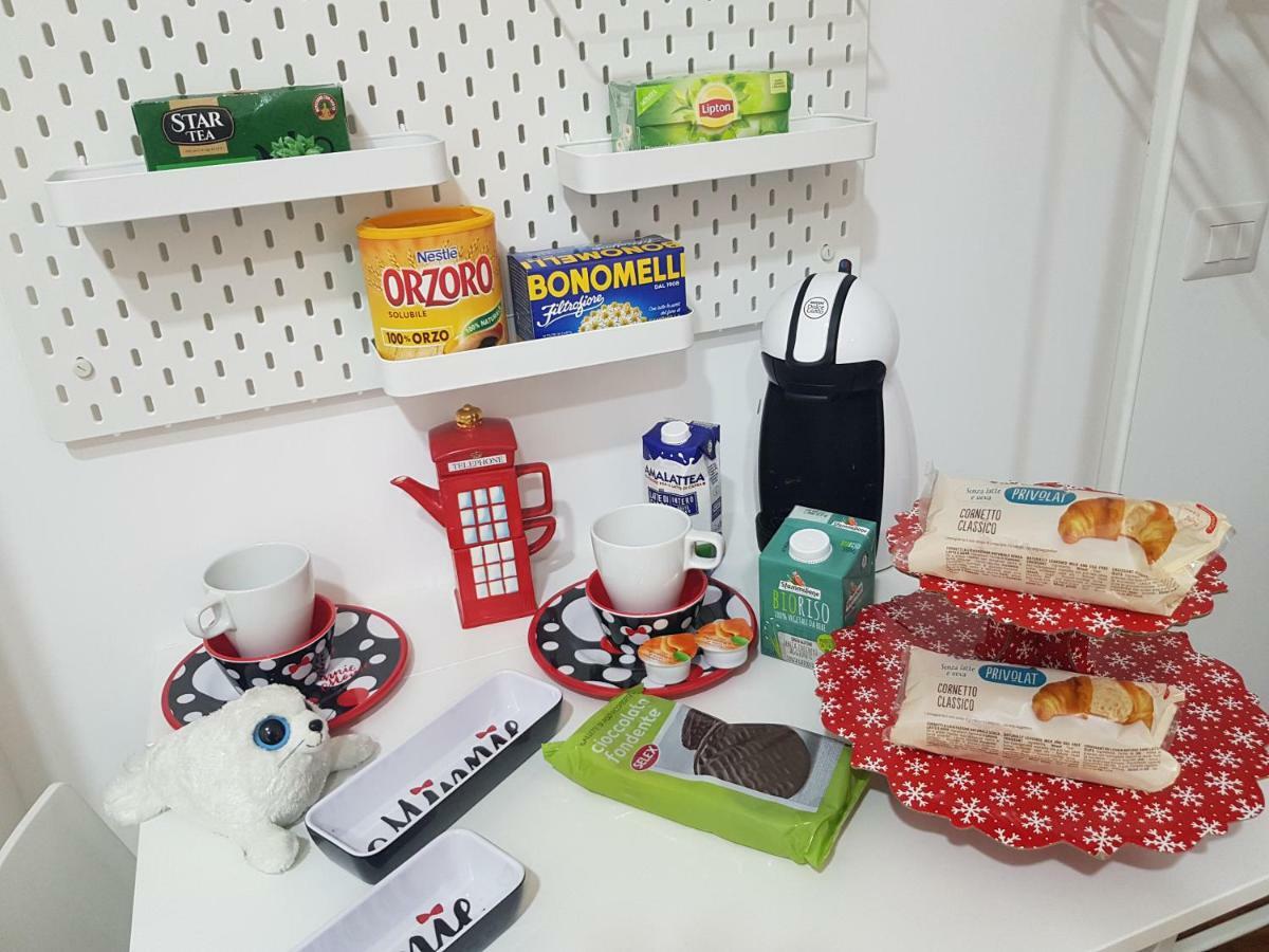 Small Bedroom Vomero'S Napoli Dış mekan fotoğraf